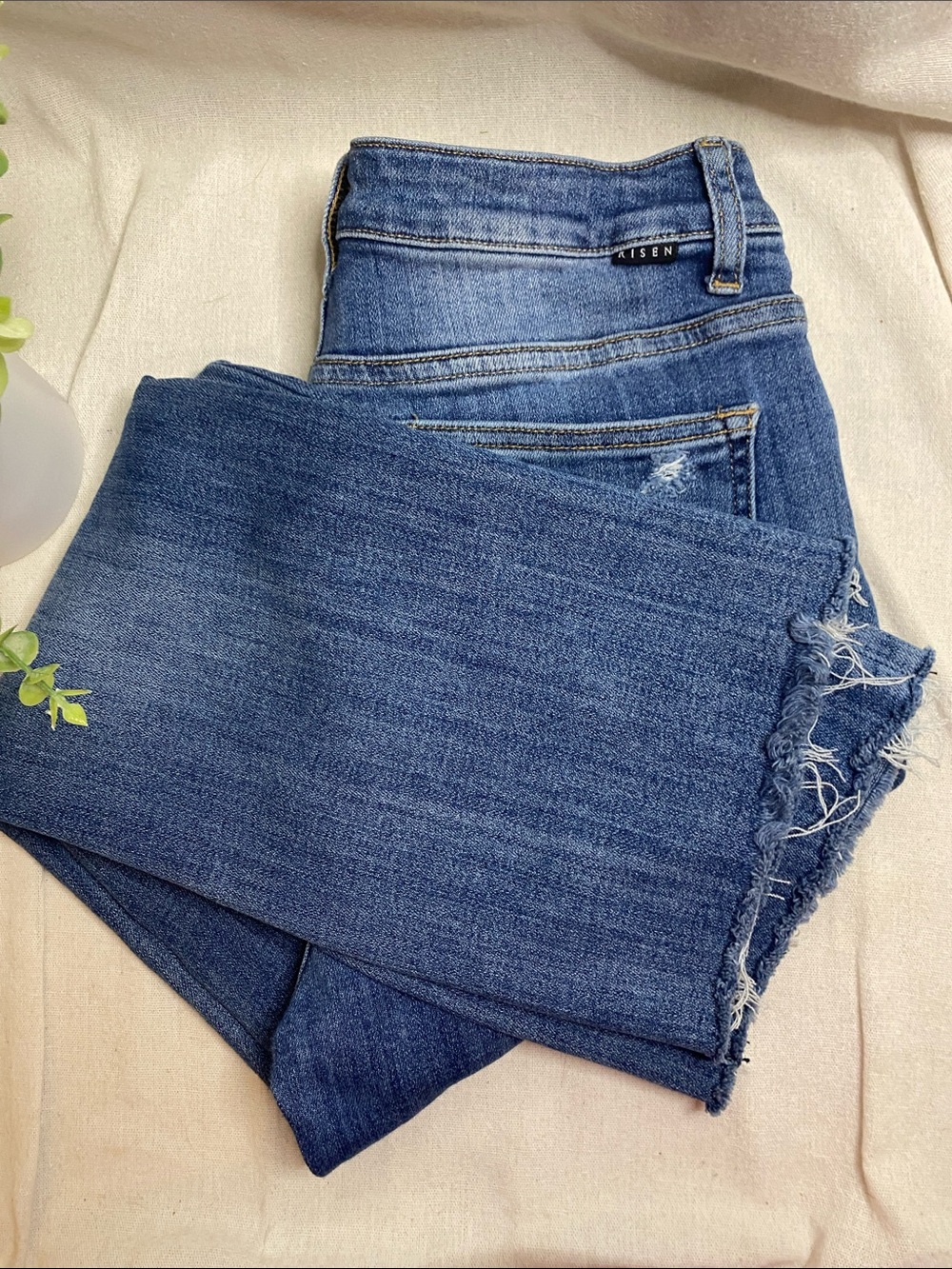 Risen High Rise Distressed Straight Leg Jeans with Frayed Bottom, Size 9/29